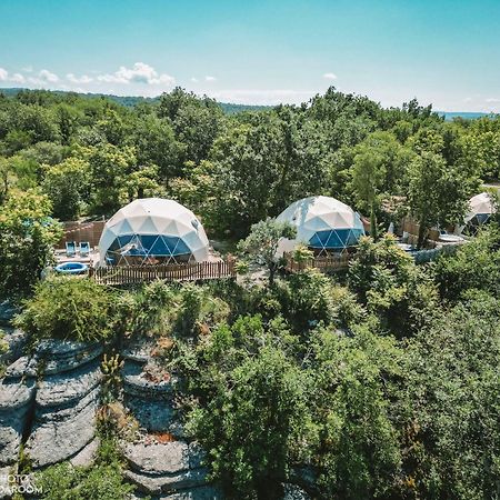 Les Domes Des Gorges Ruoms Exterior foto